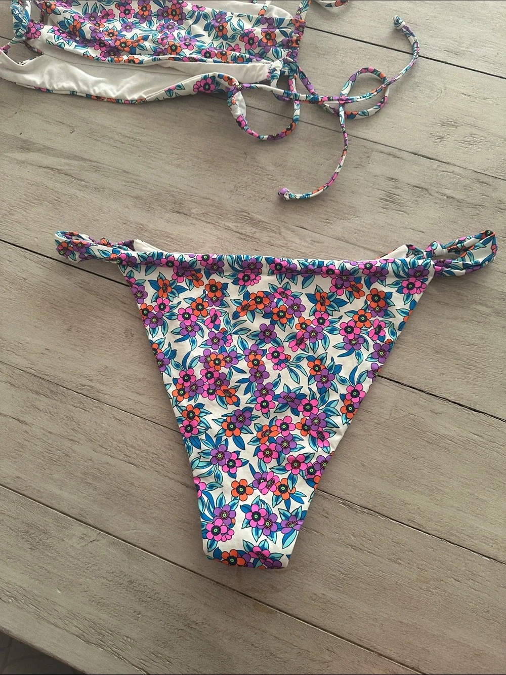 Frankies Bikinis bikini set